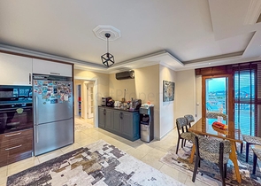 Просторный пентхаус 5+1 в развитом районе Аланьи