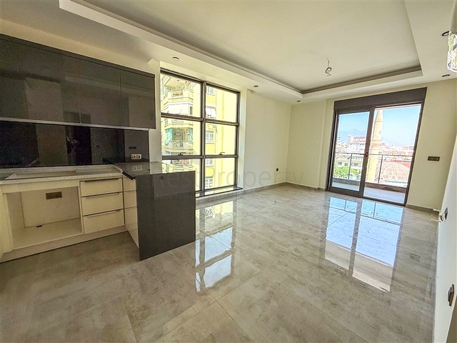 Современная квартира 1+1 в новом доме района Клеопатра