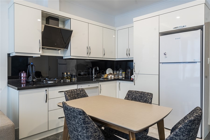 Уютная квартира 1+1 в современном жилом комплексе района Оба