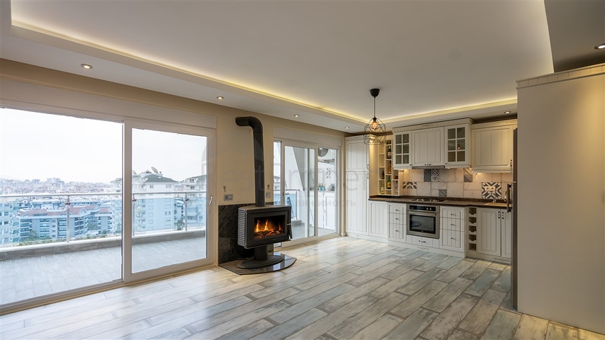 Стильный пентхаус 3+1 с развитой инфраструктурой в районе Джикджилли