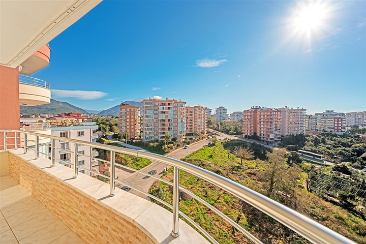 Уютная меблированная квартира 2+1 в благоустроенном жилом комплексе