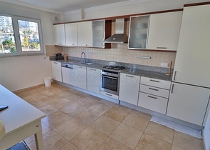 Просторная квартира 3+1 с террасой в благоустроенном жилом комплексе