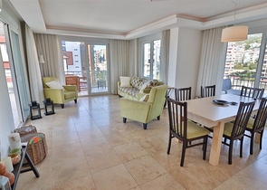 Просторная квартира 3+1 с террасой в благоустроенном жилом комплексе