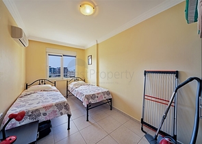 Уютная квартира 3+1 в благоустроенном жилом комплексе района Тосмур