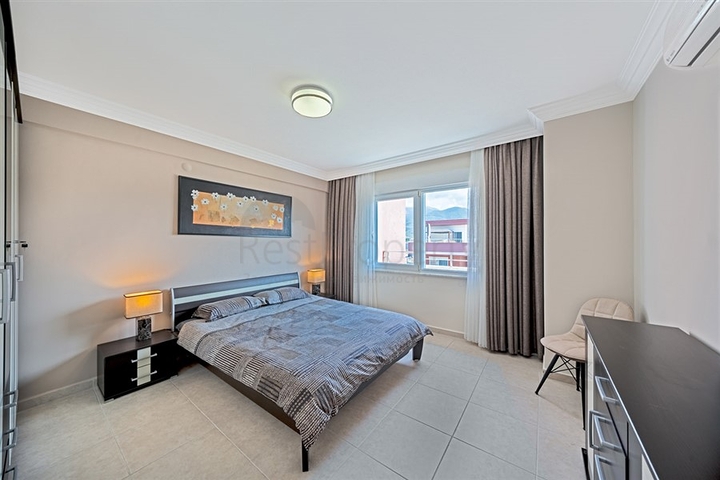 Просторный пентхаус 3+2 с террасой в благоустроенном жилом комплексе района Тосмур