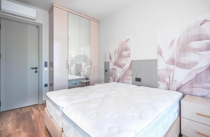 Современная вилла 3+1 с террасой и развитой инфраструктурой в районе Каргыджак