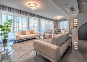 Современная вилла 3+1 с террасой и развитой инфраструктурой в районе Каргыджак