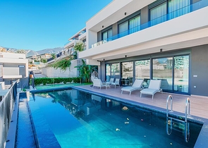 Современная вилла 3+1 с террасой и развитой инфраструктурой в районе Каргыджак