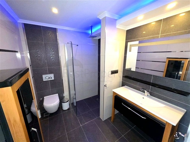 Квартира 3+1 в благоустроенном жилом комплексе района Оба