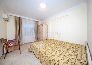 Просторный пентхаус 4+1 с террасой в районе Тосмур