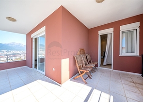 Просторный пентхаус 4+1 с террасой в районе Тосмур