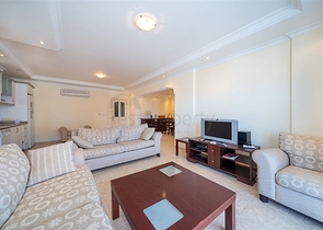 Просторный пентхаус 4+1 с террасой в районе Тосмур