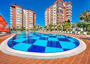 Просторный пентхаус 4+1 с террасой в районе Тосмур