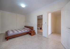 Просторный пентхаус 4+1 с террасой в районе Тосмур