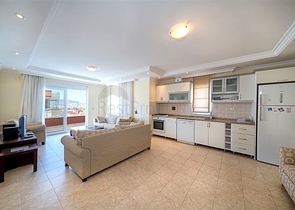 Просторный пентхаус 4+1 с террасой в районе Тосмур