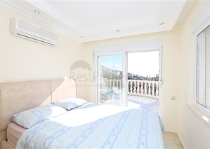 Уютная вилла с террасой и развитой инфраструктурой