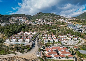 Уютная вилла с террасой и развитой инфраструктурой