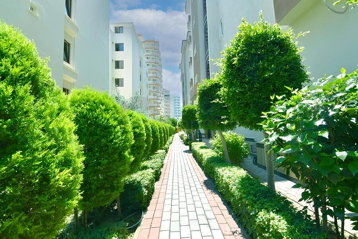 Уютная меблированная квартира 1+1 в жилом комплексе с бассейном