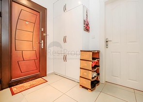 Уютная меблированная квартира 1+1 в жилом комплексе с бассейном