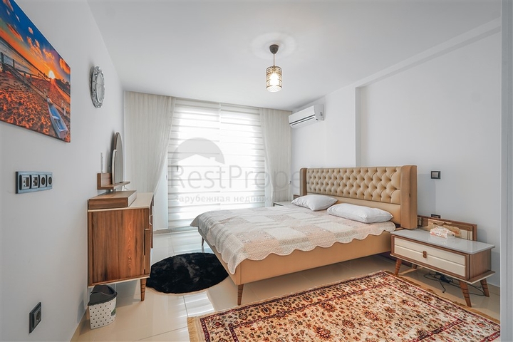 Просторный пентхаус 3+1 с террасой в современном жилом комплексе