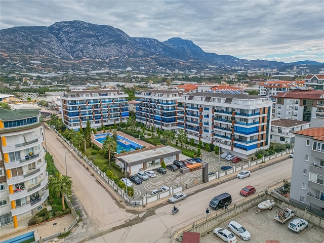 Просторный пентхаус 3+1 с террасой в современном жилом комплексе