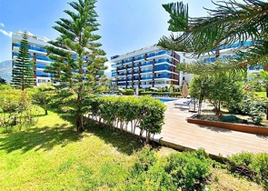 Просторный пентхаус 3+1 с террасой в современном жилом комплексе