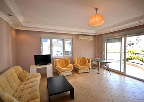 Светлая меблированная квартира 2+1 в развитом районе