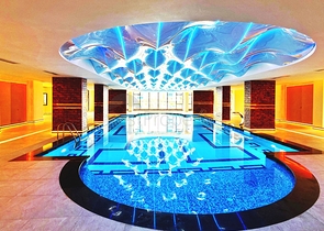 Светлая квартира 1+1 с выходом в сад в развитом комплексе