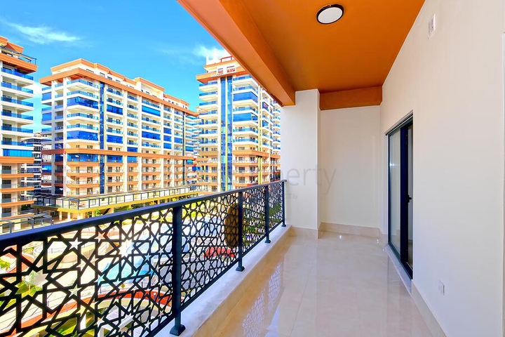 Светлая квартира 1+1 в современном жилом проекте