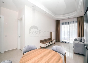 Современная меблированная квартира с развитой инфраструктурой в Махмутларе