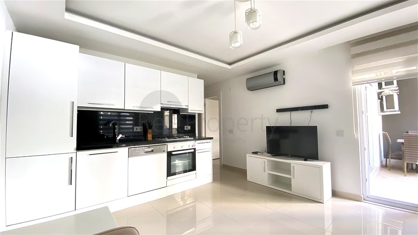 Светлая меблированная квартира 1+1 в развитом районе Клеопатра