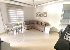 Светлая меблированная квартира 1+1 в развитом районе Клеопатра