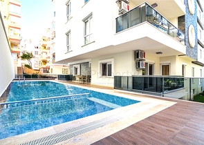 Светлая меблированная квартира 1+1 в развитом районе Клеопатра