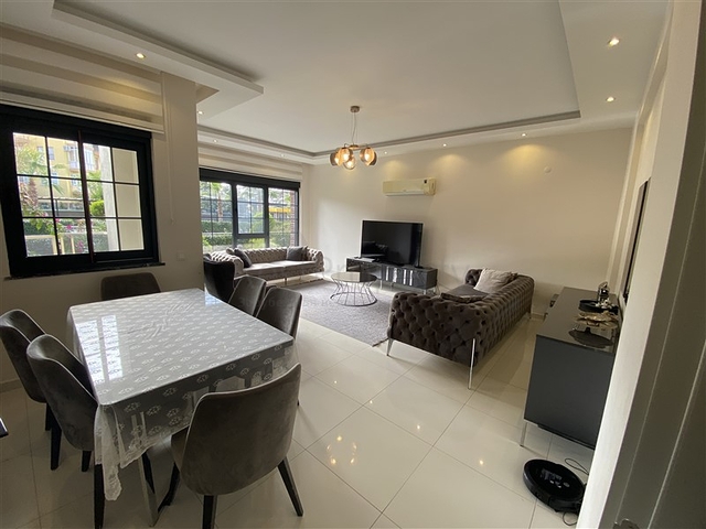 Уютный садовый дуплекс в благоустроенном жилом комплексе