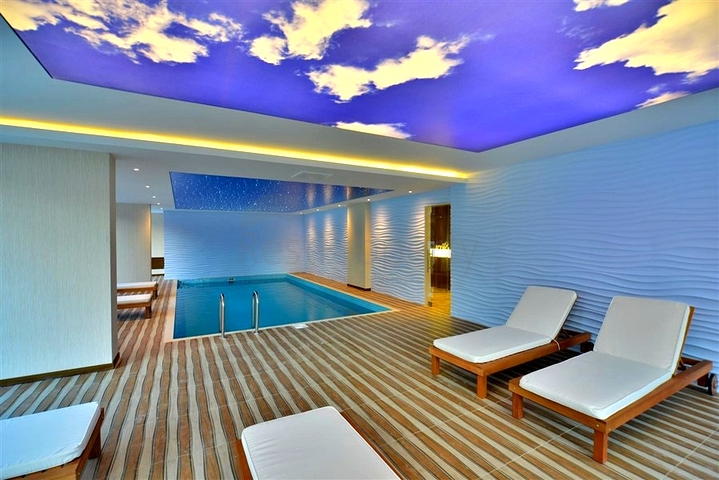 Светлая квартира 1+1 на высоком этаже в районе Махмутлар