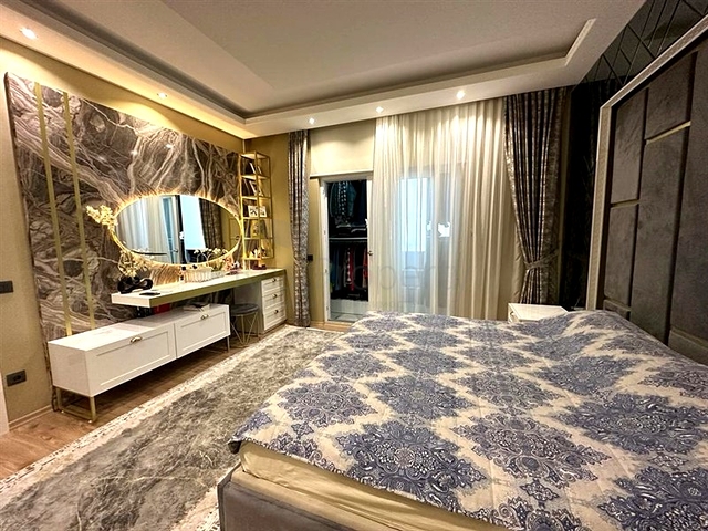 Просторная квартира 3+1 в благоустроенном районе Аланьи