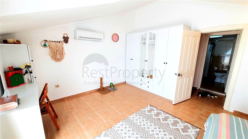 Светлая квартира с террасой и инфраструктурой для комфортной жизни