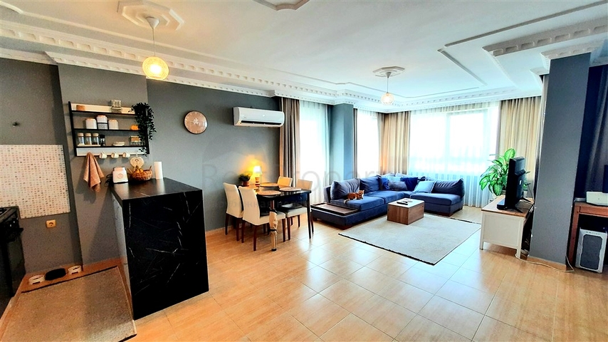 Светлая квартира с террасой и инфраструктурой для комфортной жизни