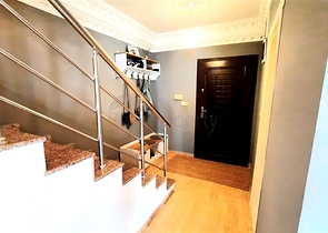 Светлая квартира с террасой и инфраструктурой для комфортной жизни