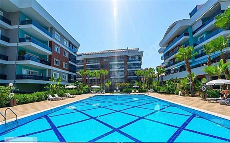 Просторная квартира 4+1 в ухоженном жилом комплексе