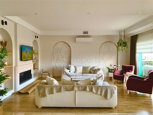 Просторная квартира 4+1 в ухоженном жилом комплексе