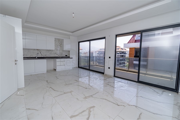 Современная квартира 3+1 в благоустроенном жилом доме