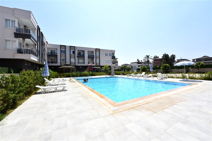 Квартира 1+1 с мебелью и инфраструктурой в районе Конаклы