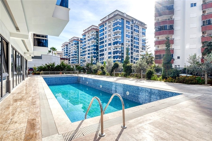 Квартира 1+1 с полной инфраструктурой комплекса в районе Махмутлар