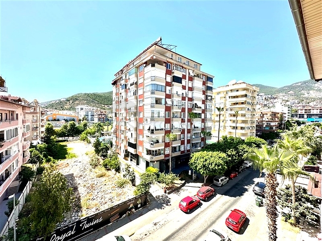 Пентхаус 2+1 с террасой в районе Клеопатра