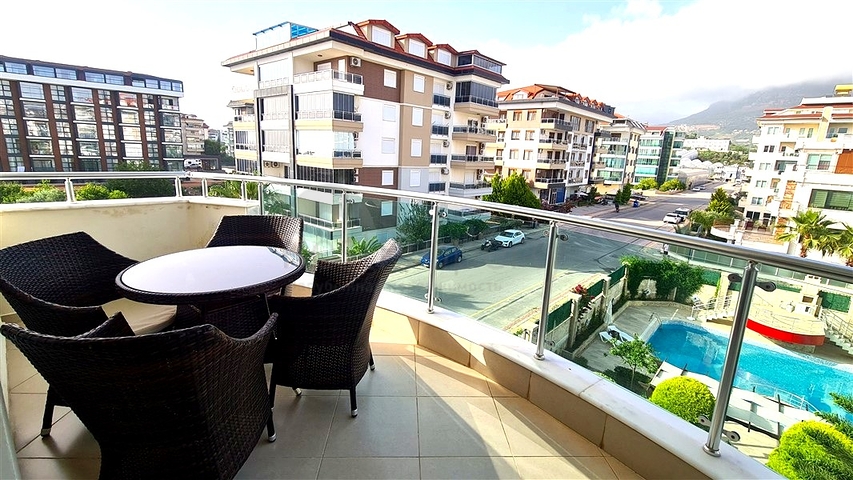 Квартира 2+1 с бассейнами и инфраструктурой комплекса в районе Кестель