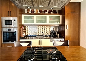 Квартира 2+1 с бассейнами и инфраструктурой комплекса в районе Кестель