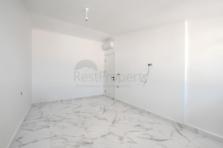 Пентхаус 2+2 с террасой и инфраструктурой комплекса в районе Клеопатра