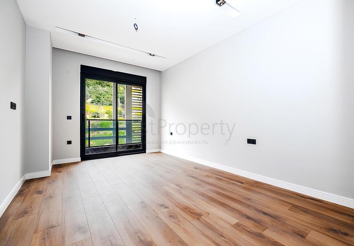 Квартира 1+1 с инфраструктурой комплекса в районе Клеопатра