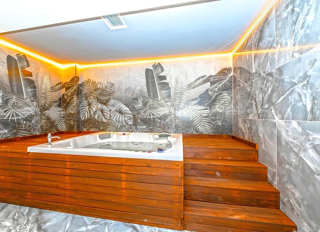 Пентхаус 3+1 с террасой и инфраструктурой в районе Клеопатра